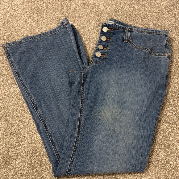 Y2K No Boundaries Flare Jeans - Picture 1 of 4
